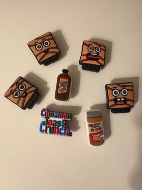 Cinnamon Toast Crunch Crocs Charms Set - Brown & Multicolor
